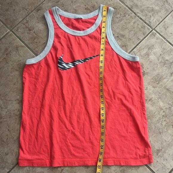Nike Peach and Gray Athletic Tank Size L - Picture 4 of 4